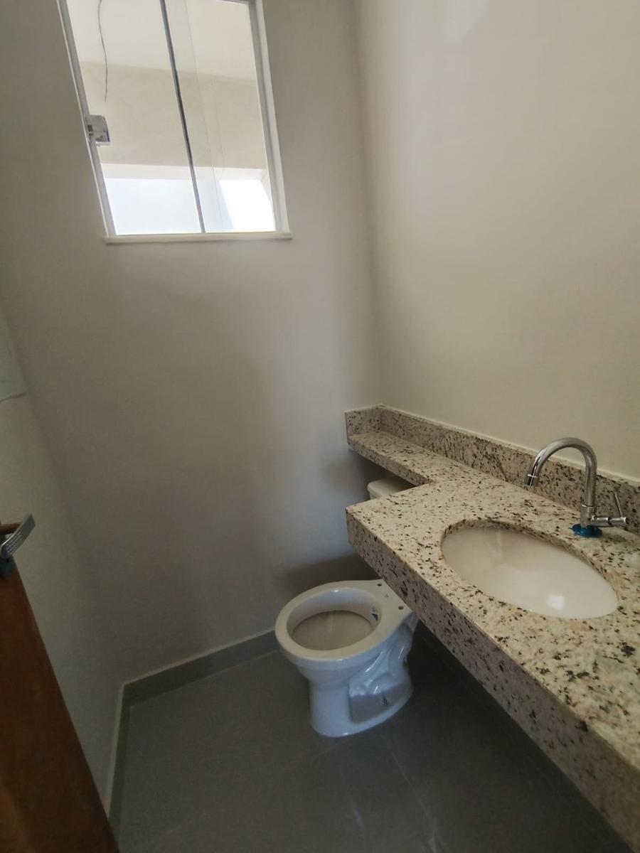 Casa, Rio Branco, 2 Quartos, 1 Vaga, 2 Suítes