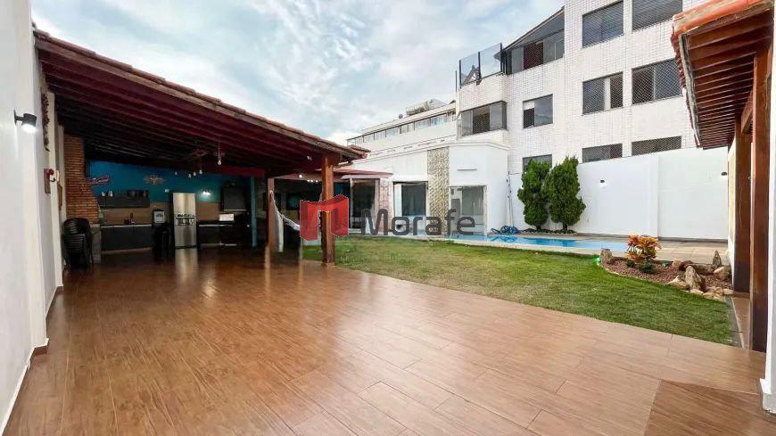 Casa, Castelo, 5 Quartos, 3 Vagas, 1 Suíte