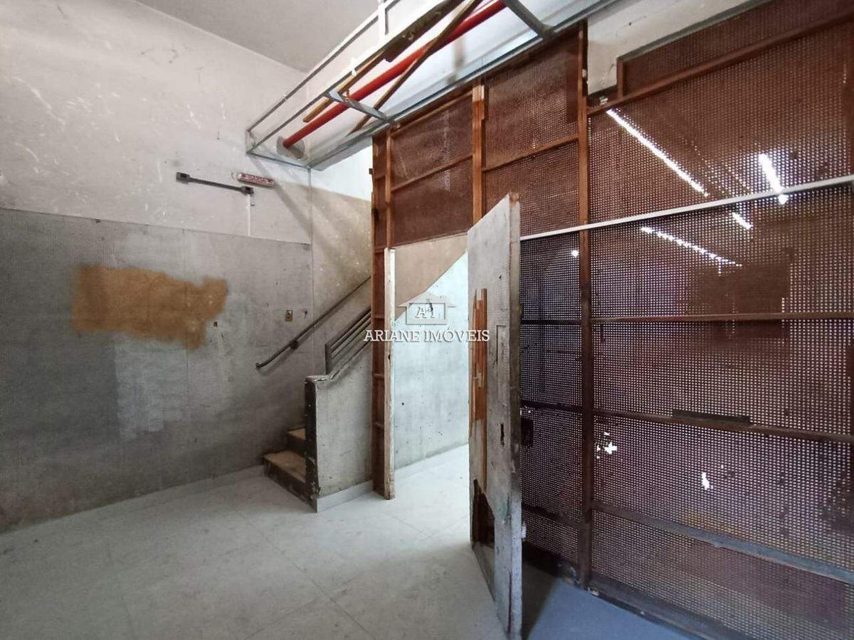 Andar, Centro, 0 Quarto, 0 Vaga