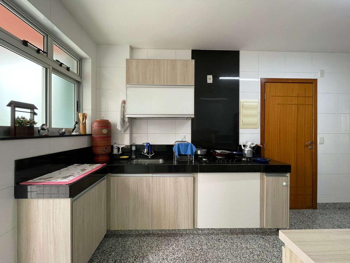 Apartamento, União, 4 Quartos, 3 Vagas, 1 Suíte