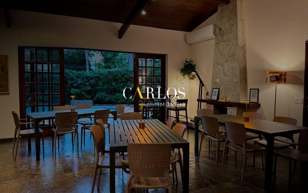 Casa Comercial, Vila Paris, 4 Quartos, 3 Vagas, 1 Suíte