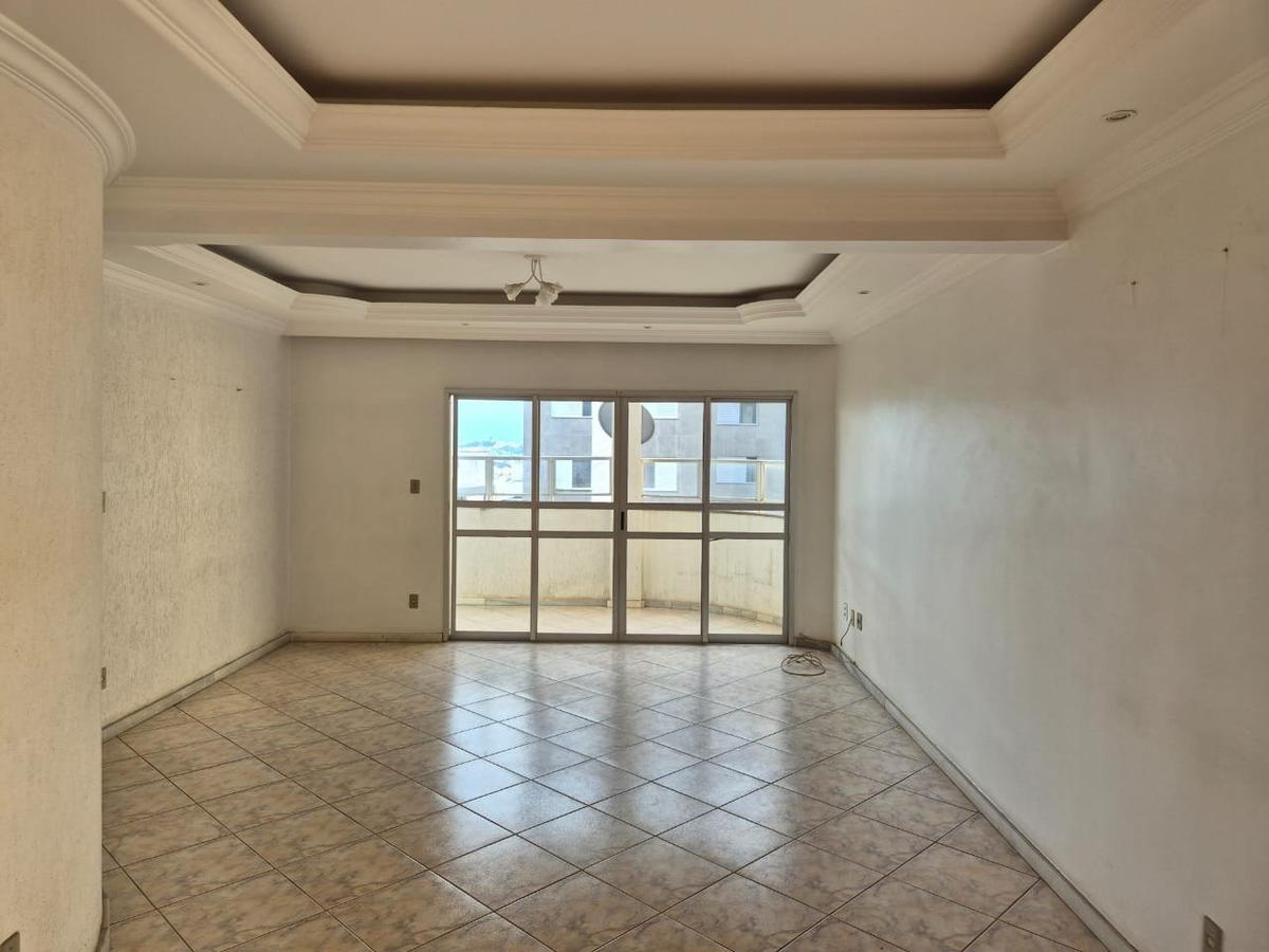 Apartamento, Ana Lúcia, 5 Quartos, 2 Vagas, 1 Suíte