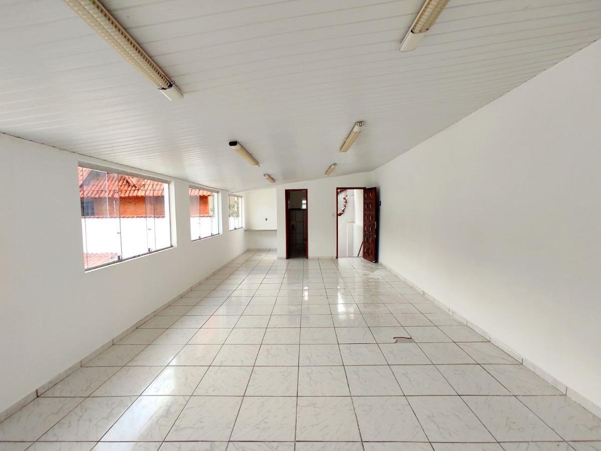 Casa Comercial, São José, 6 Quartos, 4 Vagas, 2 Suítes