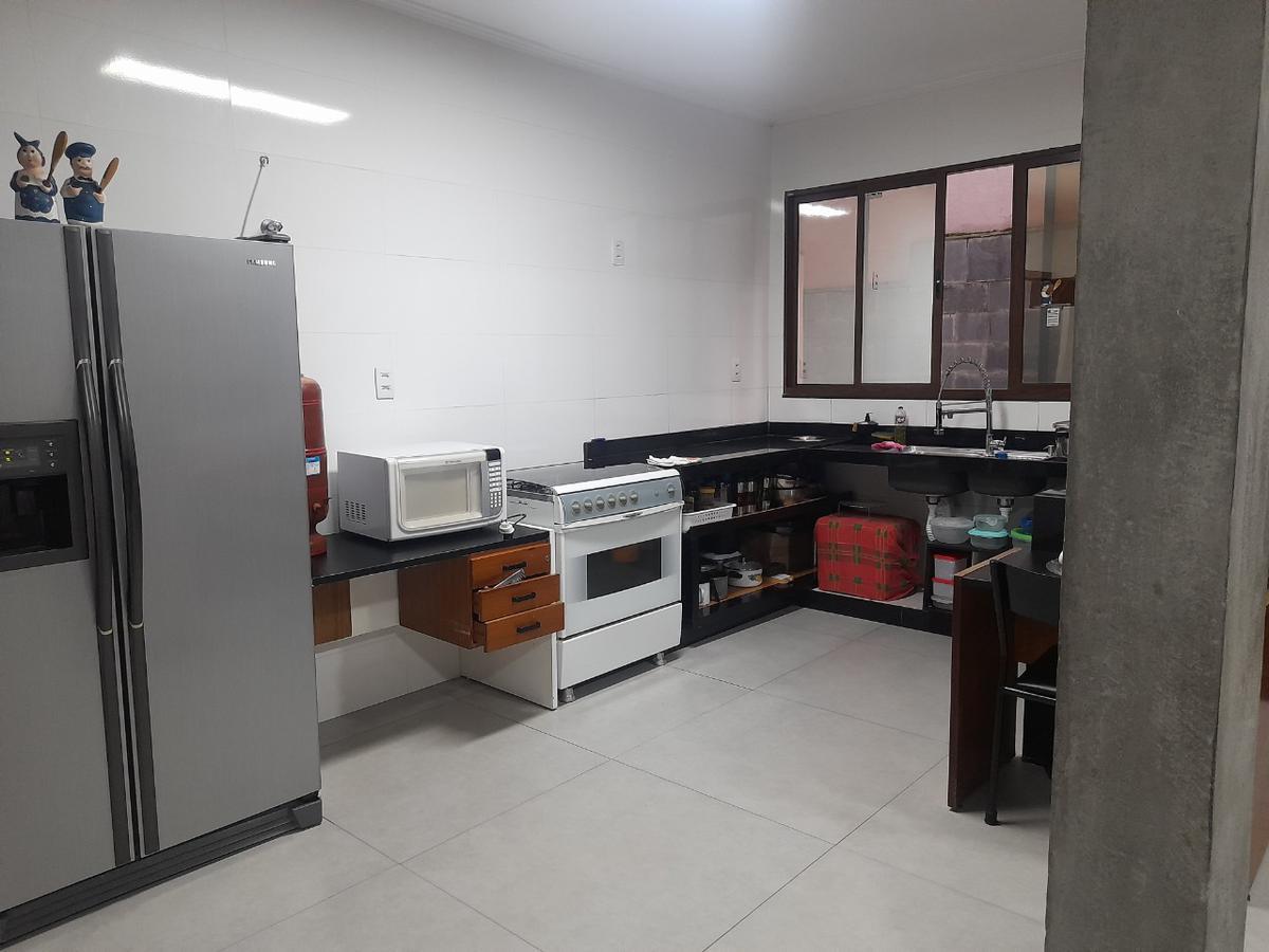Casa, Santa Efigênia, 3 Quartos, 3 Vagas, 2 Suítes