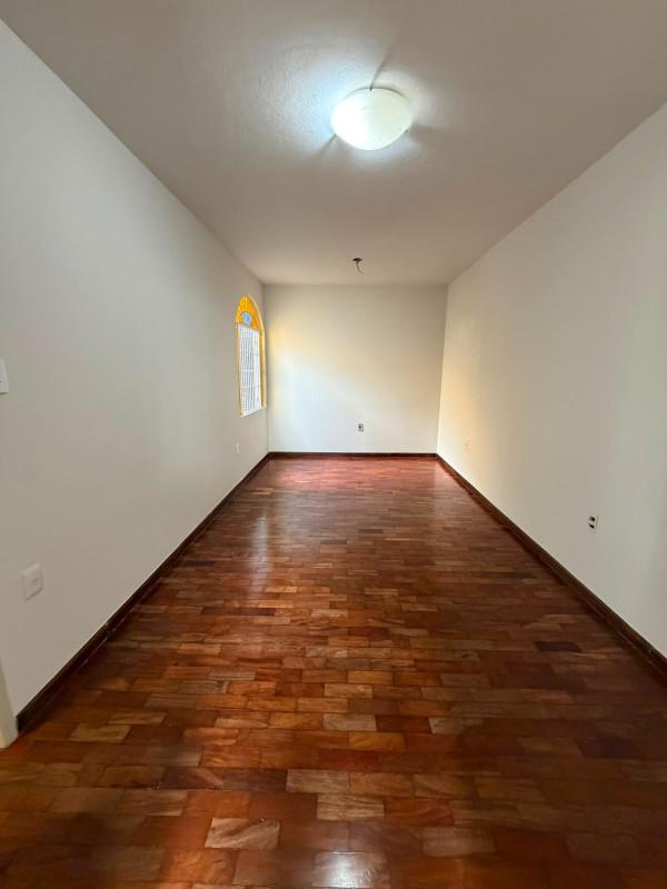 Casa, Conjunto Celso Machado, 3 Quartos, 3 Vagas, 1 Suíte
