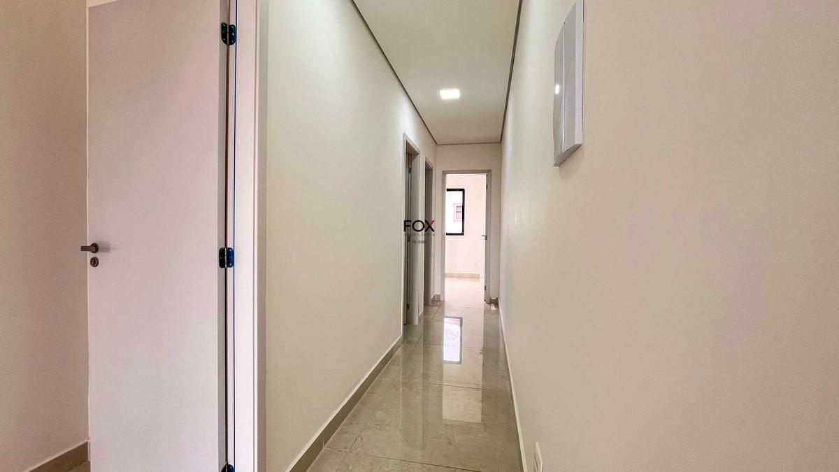 Casa, Santa Branca, 3 Quartos, 2 Vagas, 1 Suíte