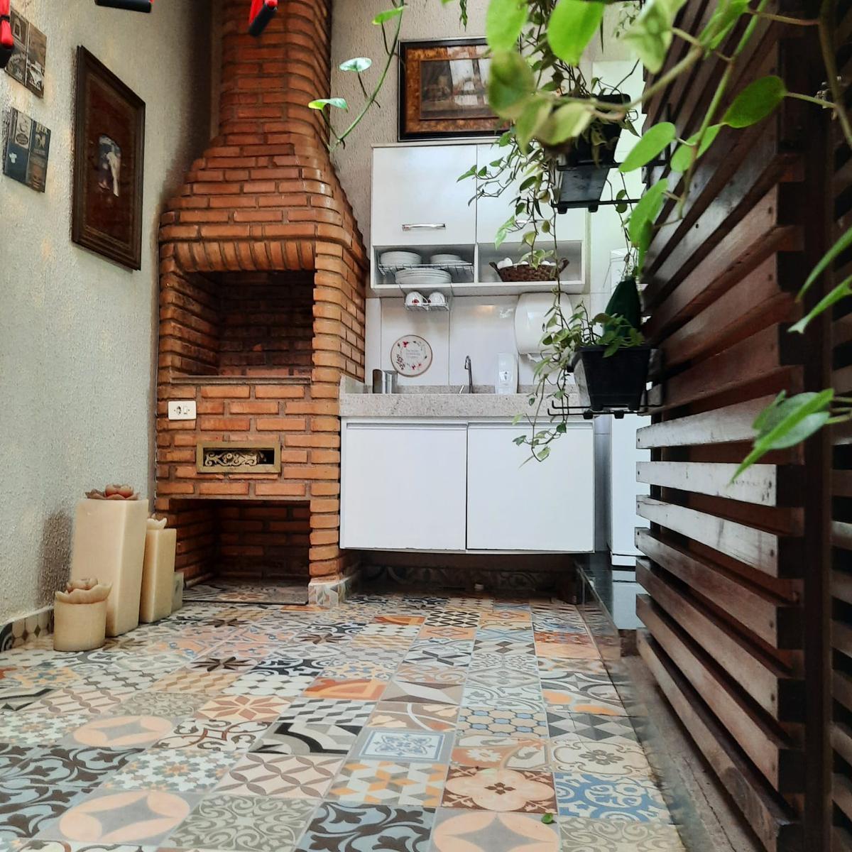 Casa, Cabral, 3 Quartos, 2 Vagas, 1 Suíte