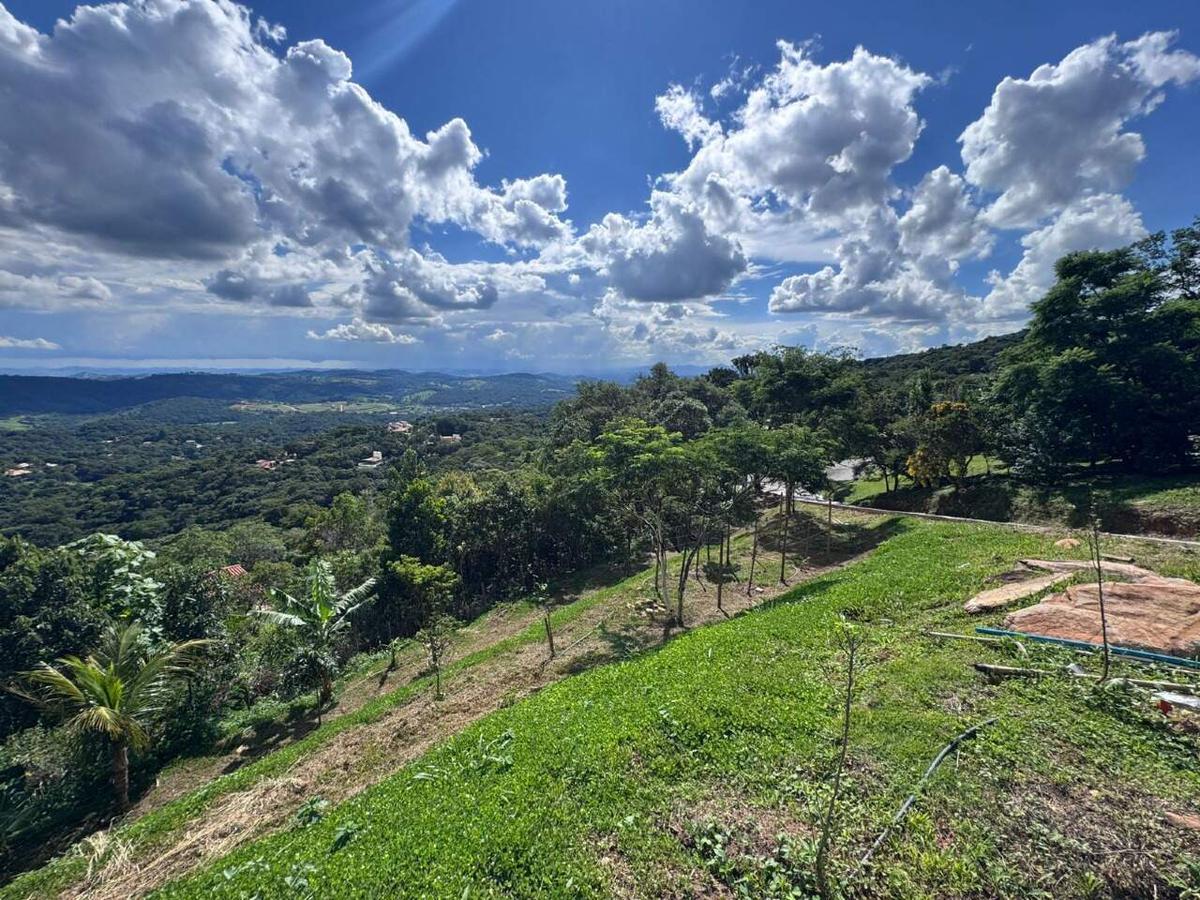 Lote, Retiro do Chalé, 0 Quarto, 0 Vaga
