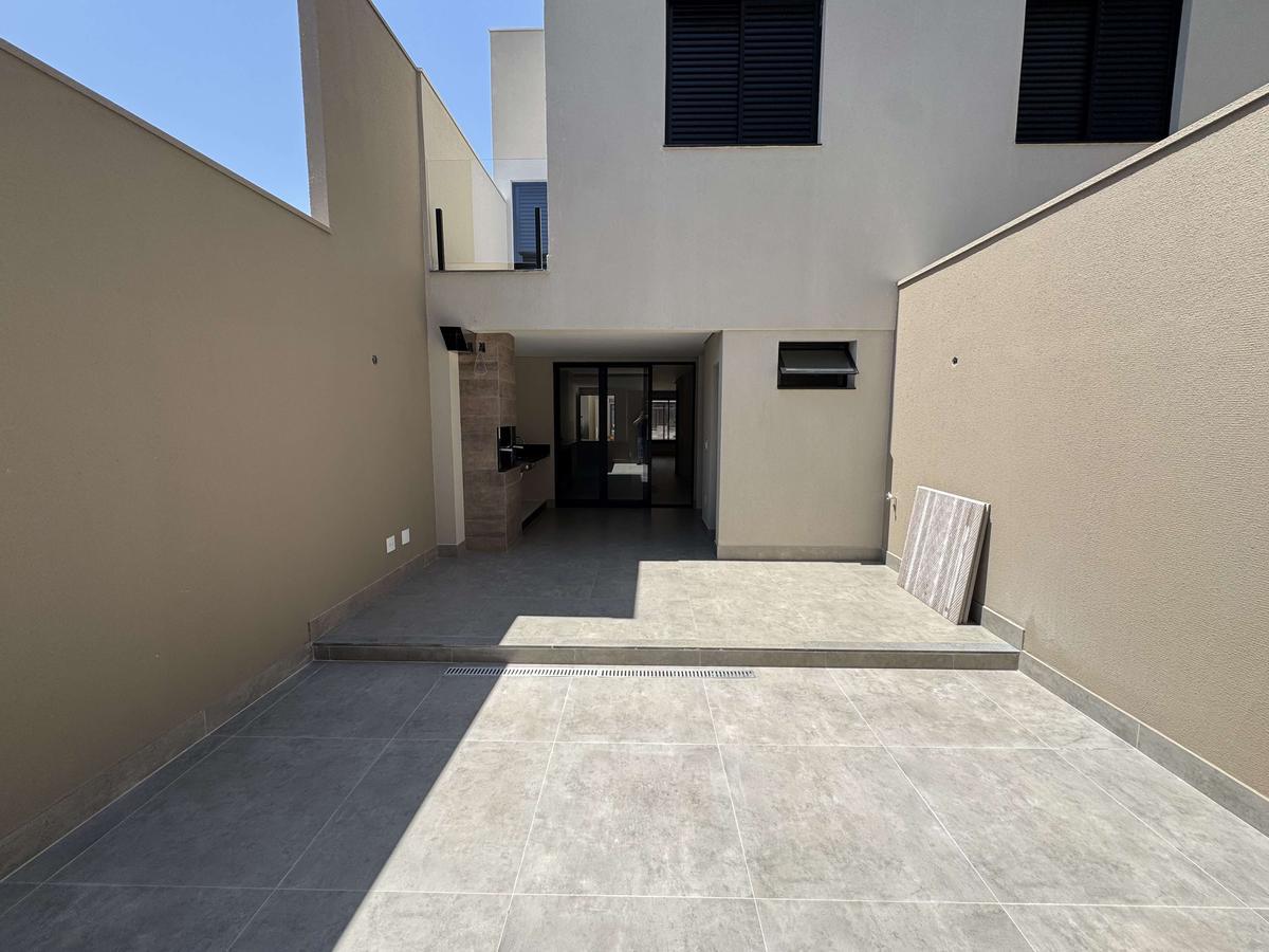 Casa, Jaraguá, 3 Quartos, 3 Vagas, 1 Suíte