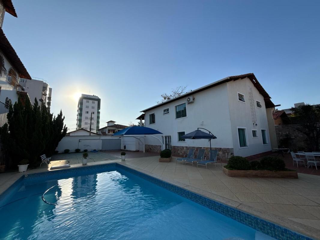 Casa, Itapoã, 4 Quartos, 4 Vagas, 4 Suítes