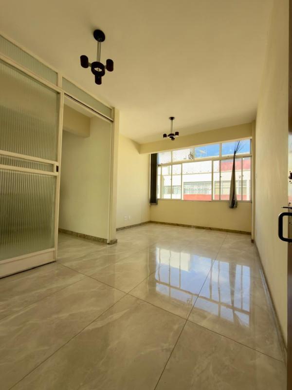 Apartamento, Centro, 3 Quartos, 0 Vaga, 1 Suíte