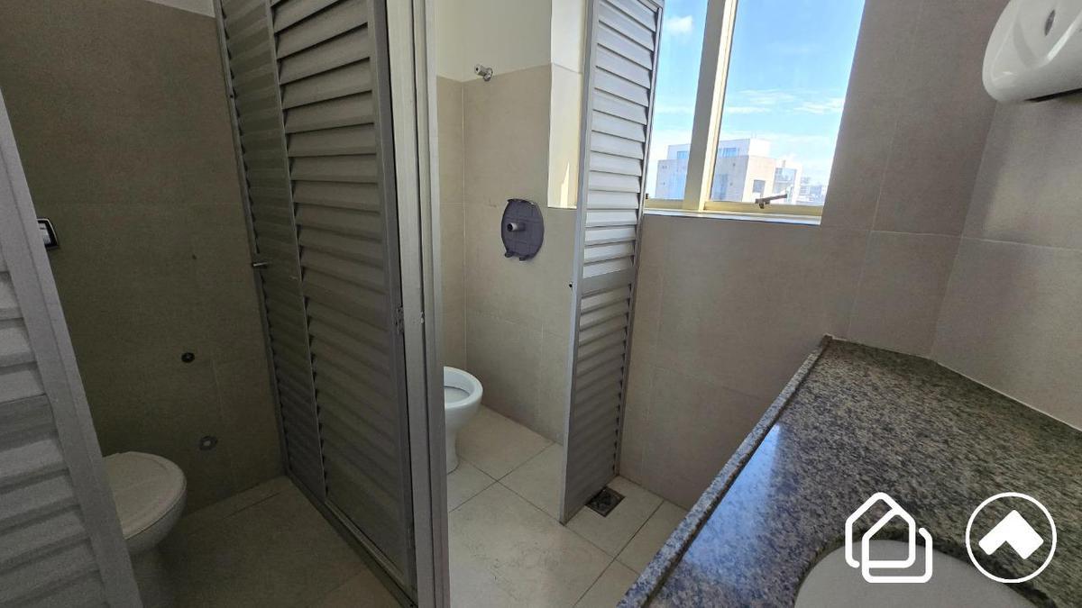 Sala, Estoril, 4 Vagas
