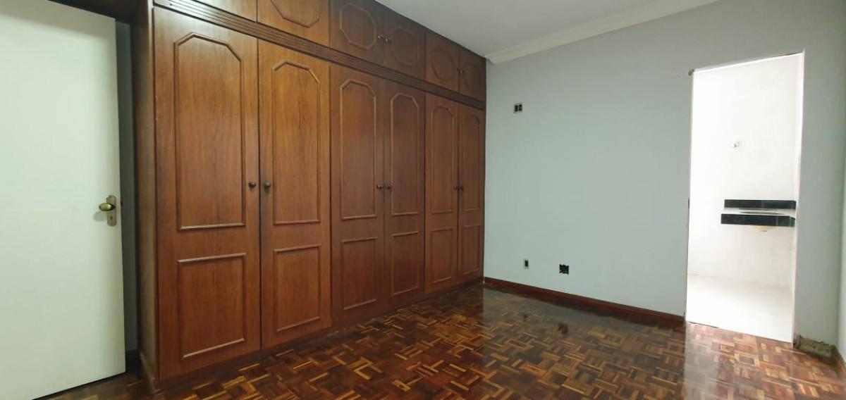 Casa, Monte Castelo, 3 Quartos, 4 Vagas, 1 Suíte