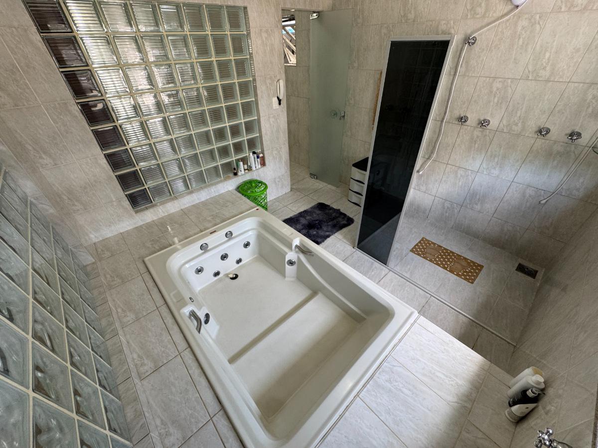 Casa, Santa Branca, 3 Quartos, 3 Vagas, 1 Suíte