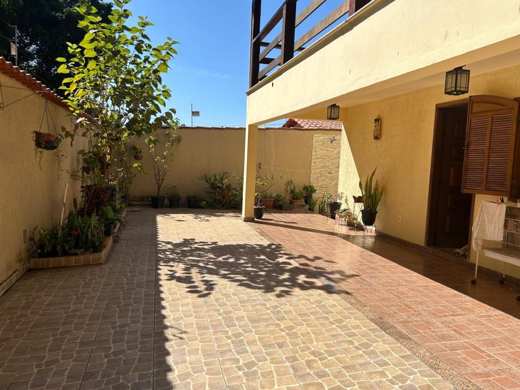 Casa, Alípio de Melo, 6 Quartos, 0 Vaga, 2 Suítes