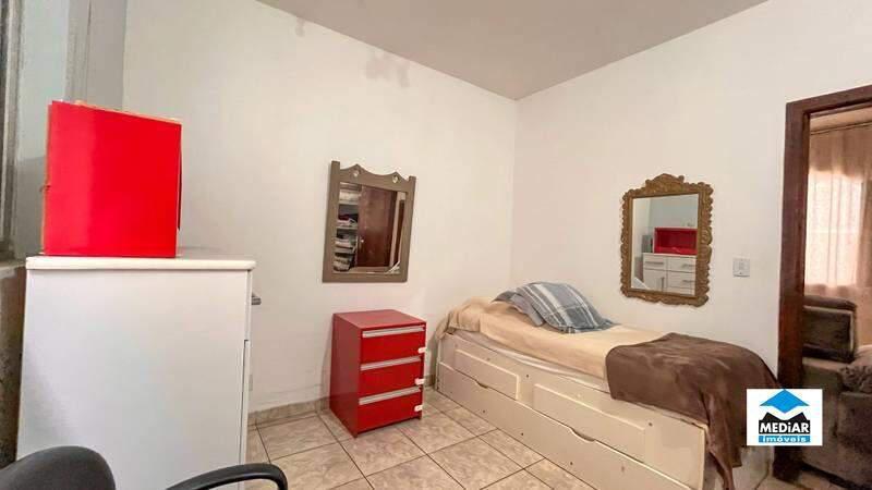 Casa, Buritis, 5 Quartos, 4 Vagas, 1 Suíte