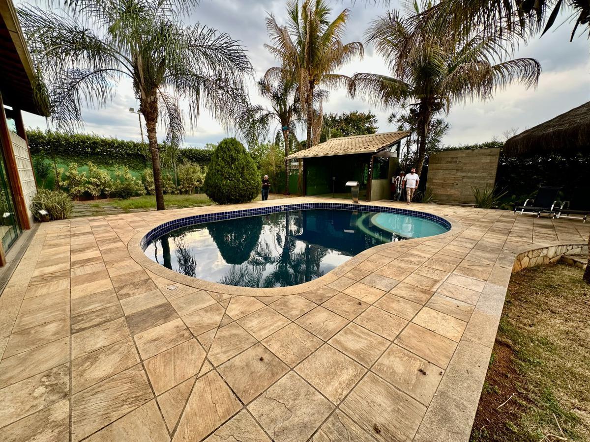 Casa, Bandeirantes (pampulha), 4 Quartos, 10 Vagas, 3 Suítes