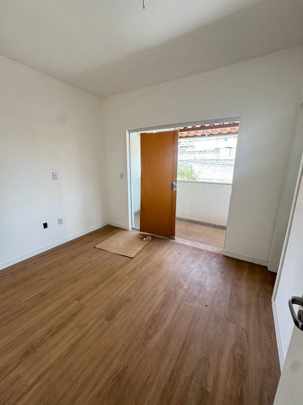 Casa, Serra Azul, 3 Quartos, 4 Vagas, 1 Suíte