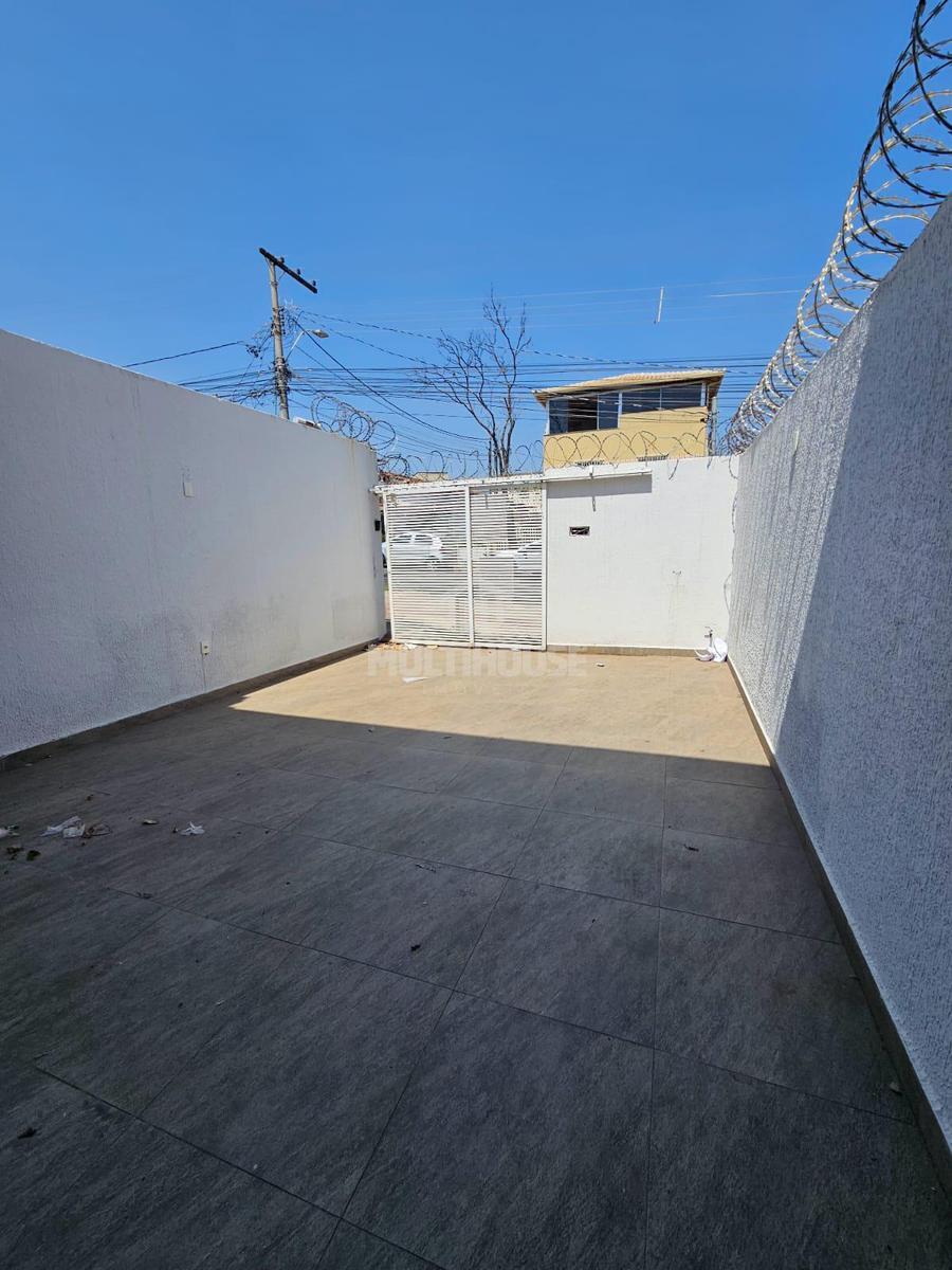 Casa, Santa Mônica, 3 Quartos, 2 Vagas, 1 Suíte