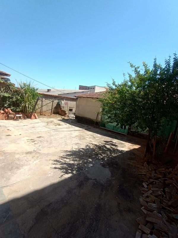 Casa, Candelária, 4 Quartos, 3 Vagas