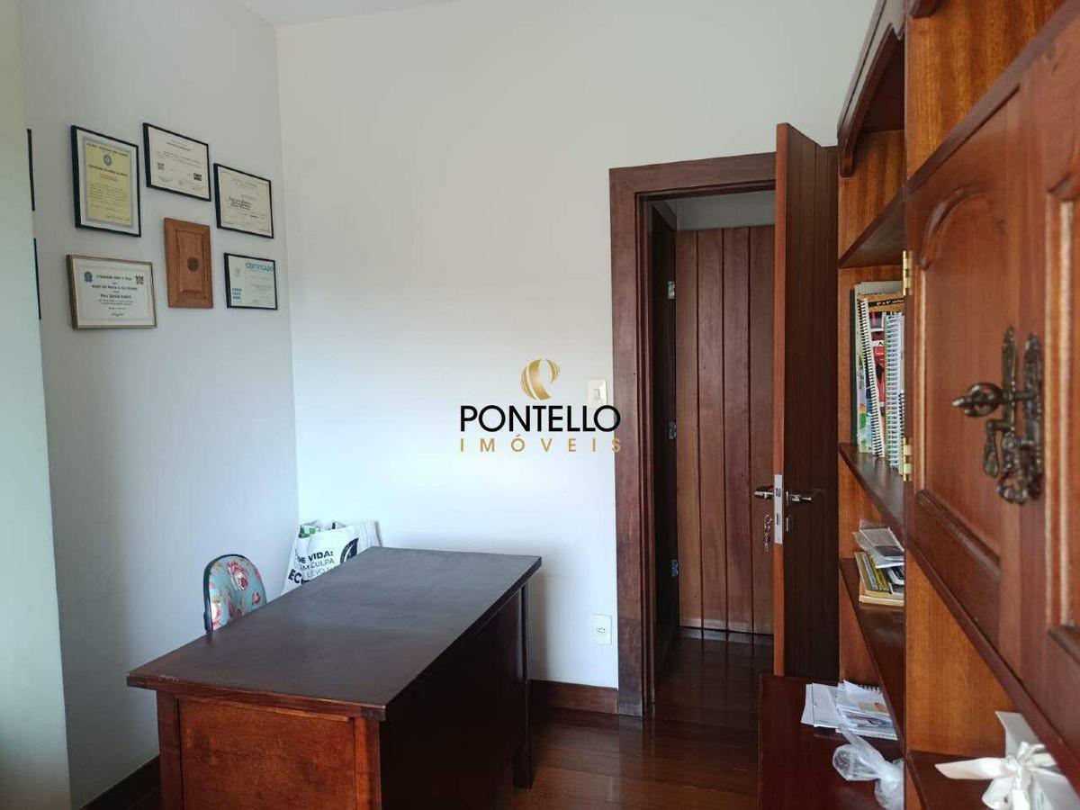 Casa, São Pedro, 5 Quartos, 4 Vagas, 2 Suítes