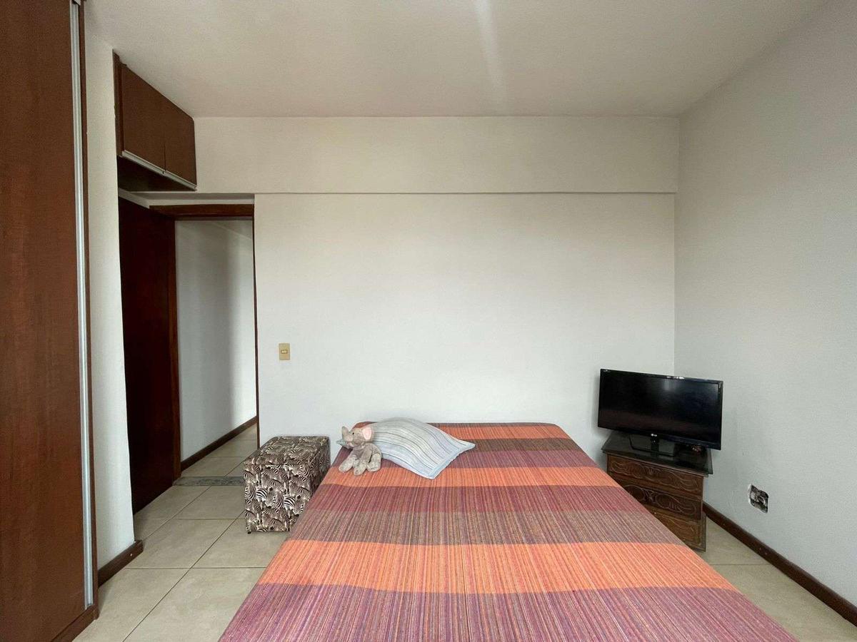 Apartamento, Floresta, 2 Quartos, 1 Vaga