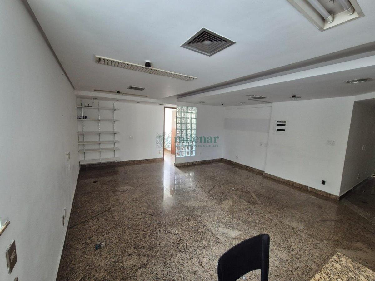 Galpão, Funcionários, 0 Quarto, 0 Vaga