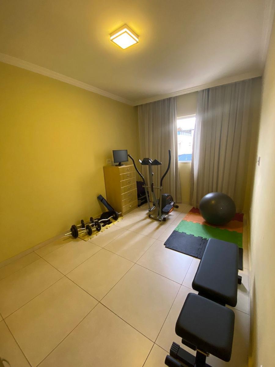 Casa, Novo Glória, 4 Quartos, 5 Vagas, 1 Suíte