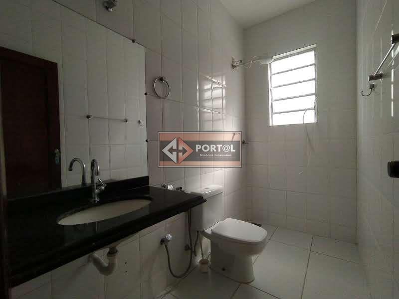 Casa, Parque São Pedro (venda Nova), 3 Quartos, 8 Vagas