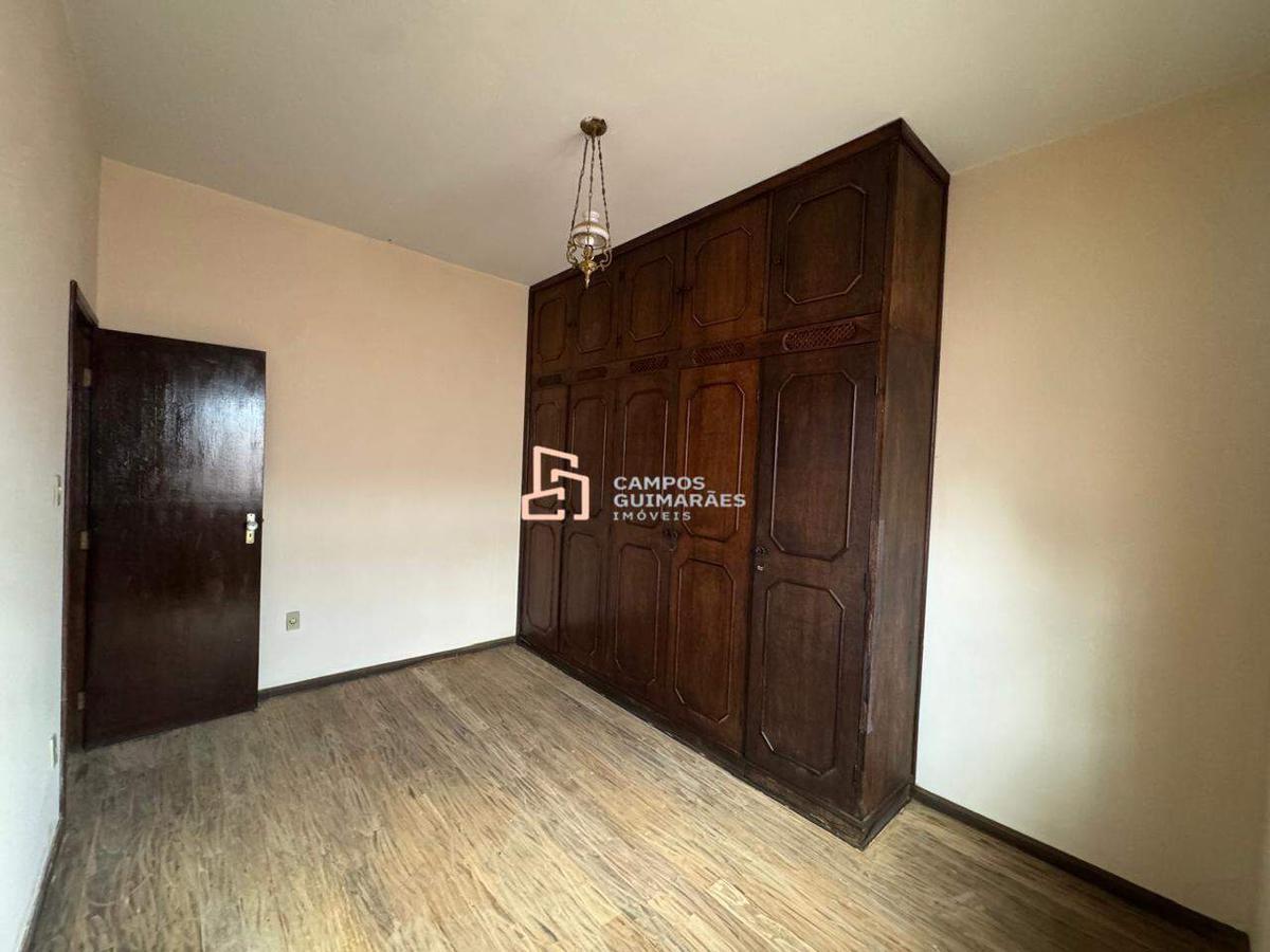 Casa, Centro, 3 Quartos, 1 Vaga, 1 Suíte