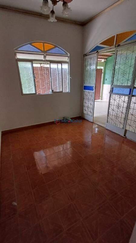 Casa, Primavera, 4 Quartos, 3 Vagas