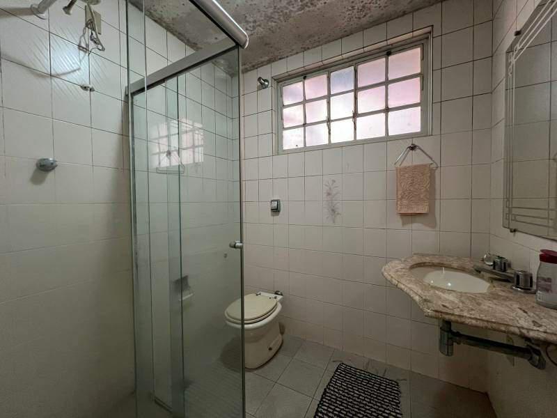 Casa, Nova Granada, 3 Quartos, 2 Vagas, 1 Suíte