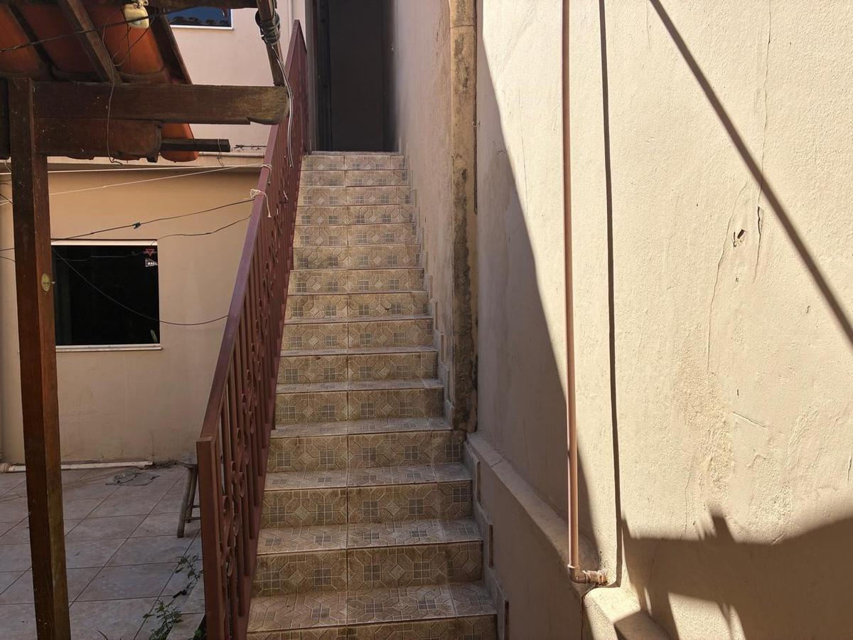 Casa, Santa Branca, 3 Quartos, 3 Vagas, 1 Suíte