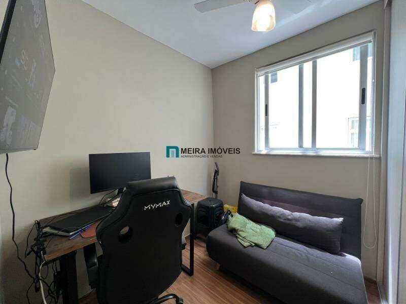 Apartamento, Sagrada Família, 2 Quartos, 1 Vaga