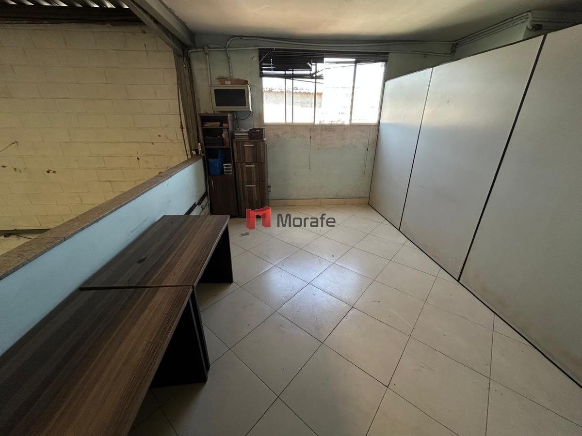 Galpão, São Francisco, 0 Quarto, 4 Vagas