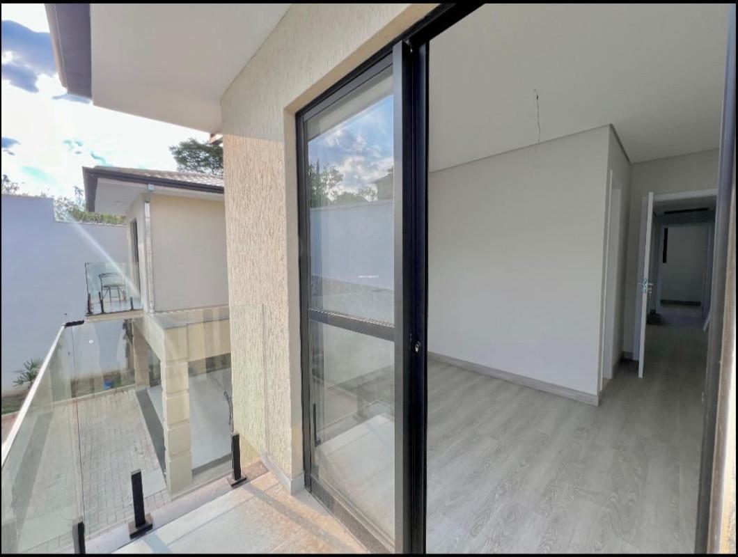 Casa, Pampulha, 4 Quartos, 2 Vagas, 1 Suíte