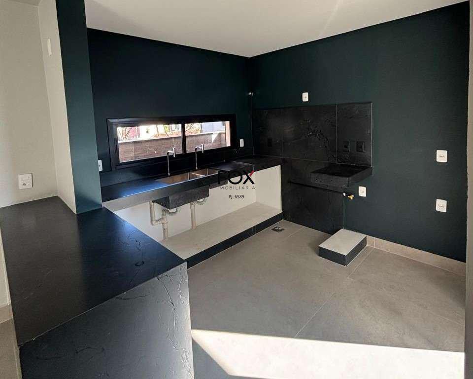 Cobertura, Serra, 2 Quartos, 3 Vagas, 2 Suítes