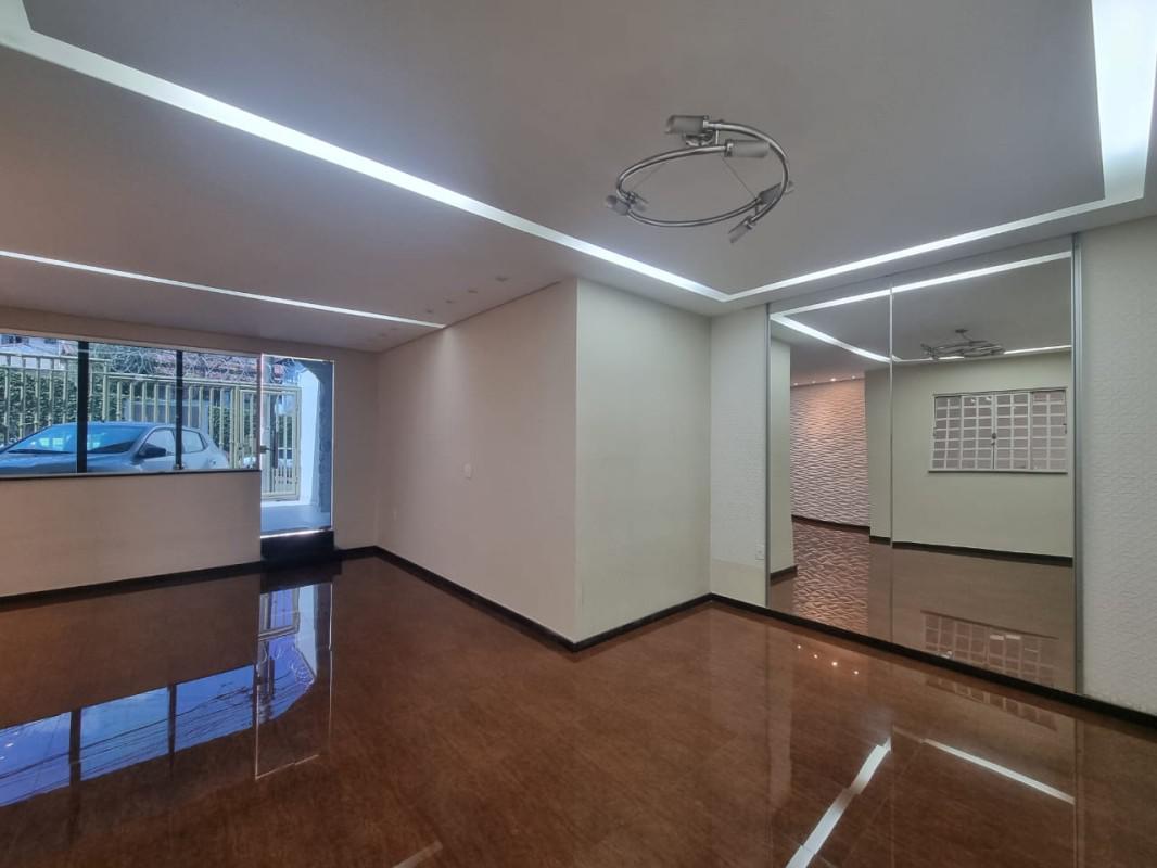 Casa, Jardim Riacho das Pedras, 3 Quartos, 2 Vagas, 1 Suíte