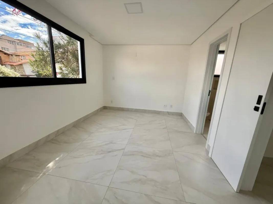Casa, Planalto, 3 Quartos, 2 Vagas, 1 Suíte