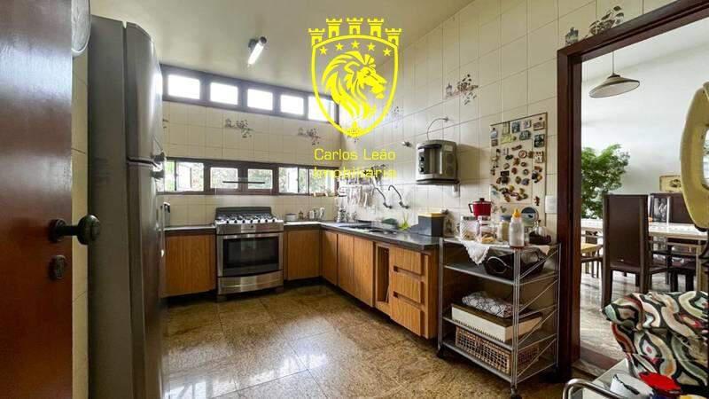 Casa, São Lucas, 4 Quartos, 5 Vagas, 3 Suítes