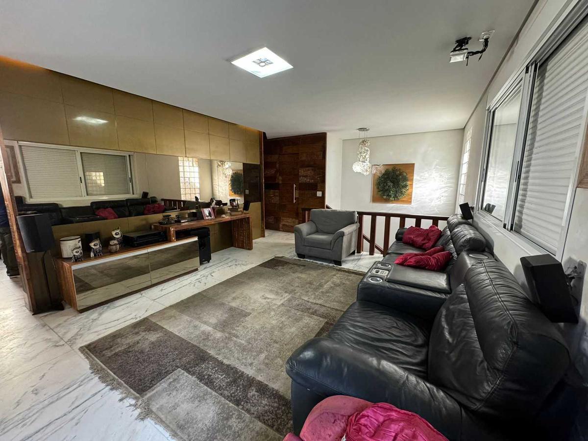 Casa, São José, 4 Quartos, 4 Vagas, 2 Suítes