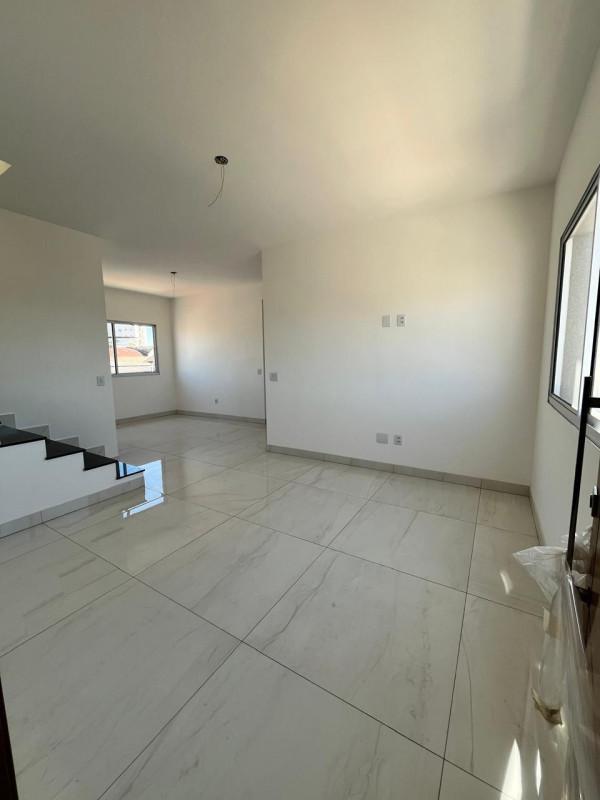 Cobertura, Jardim Industrial, 3 Quartos, 2 Vagas, 1 Suíte