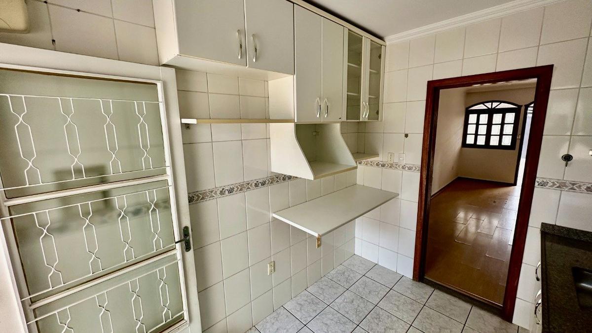 Casa, Santa Amélia, 2 Quartos, 2 Vagas, 1 Suíte