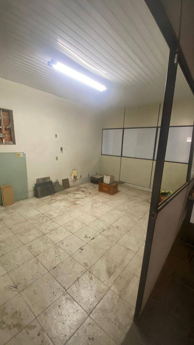 Sala, Caladinho, 0 Quarto, 0 Vaga