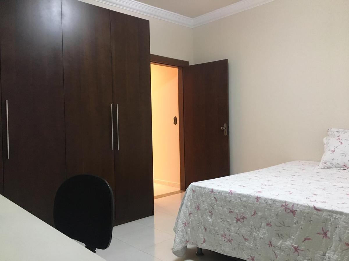 Casa, Ouro Preto, 3 Quartos, 6 Vagas, 1 Suíte