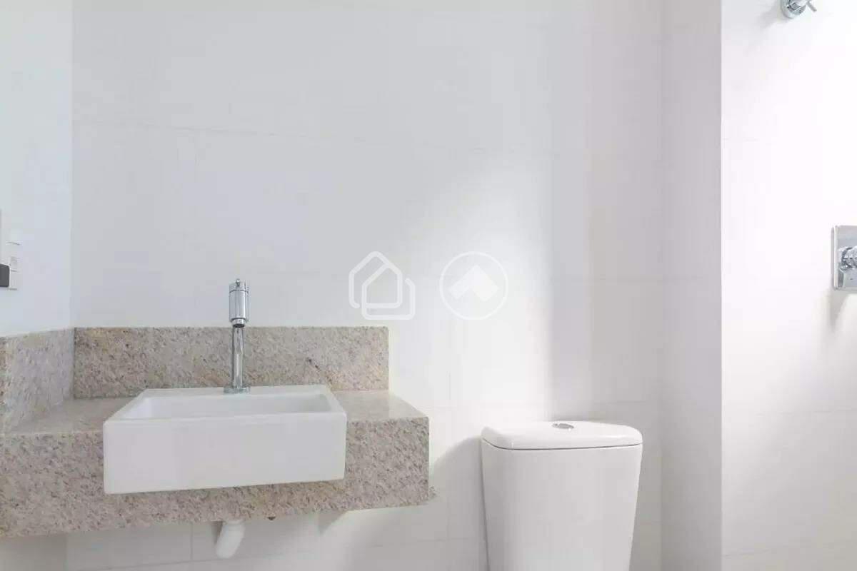 Apartamento, Santa Efigênia, 2 Quartos, 2 Vagas, 1 Suíte