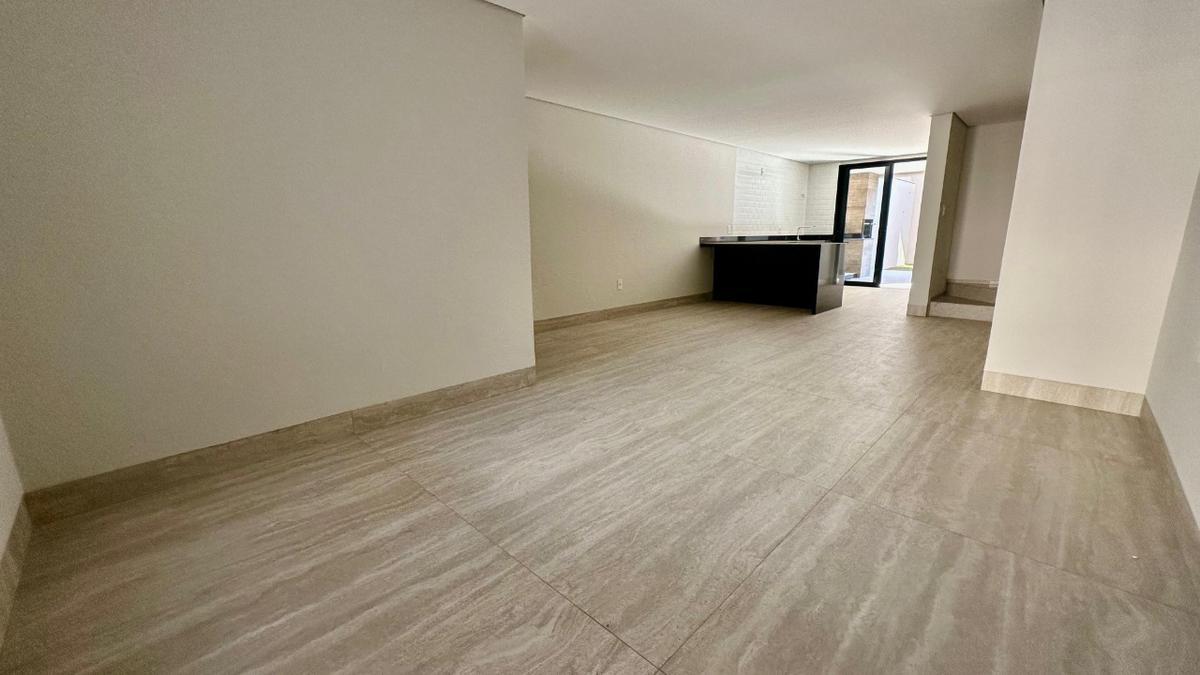 Casa, Jaraguá, 4 Quartos, 4 Vagas, 1 Suíte