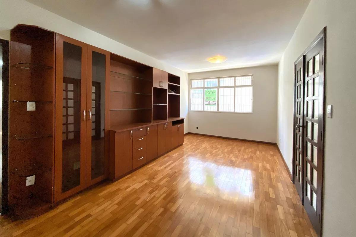 Apartamento, Funcionários, 4 Quartos, 2 Vagas, 1 Suíte