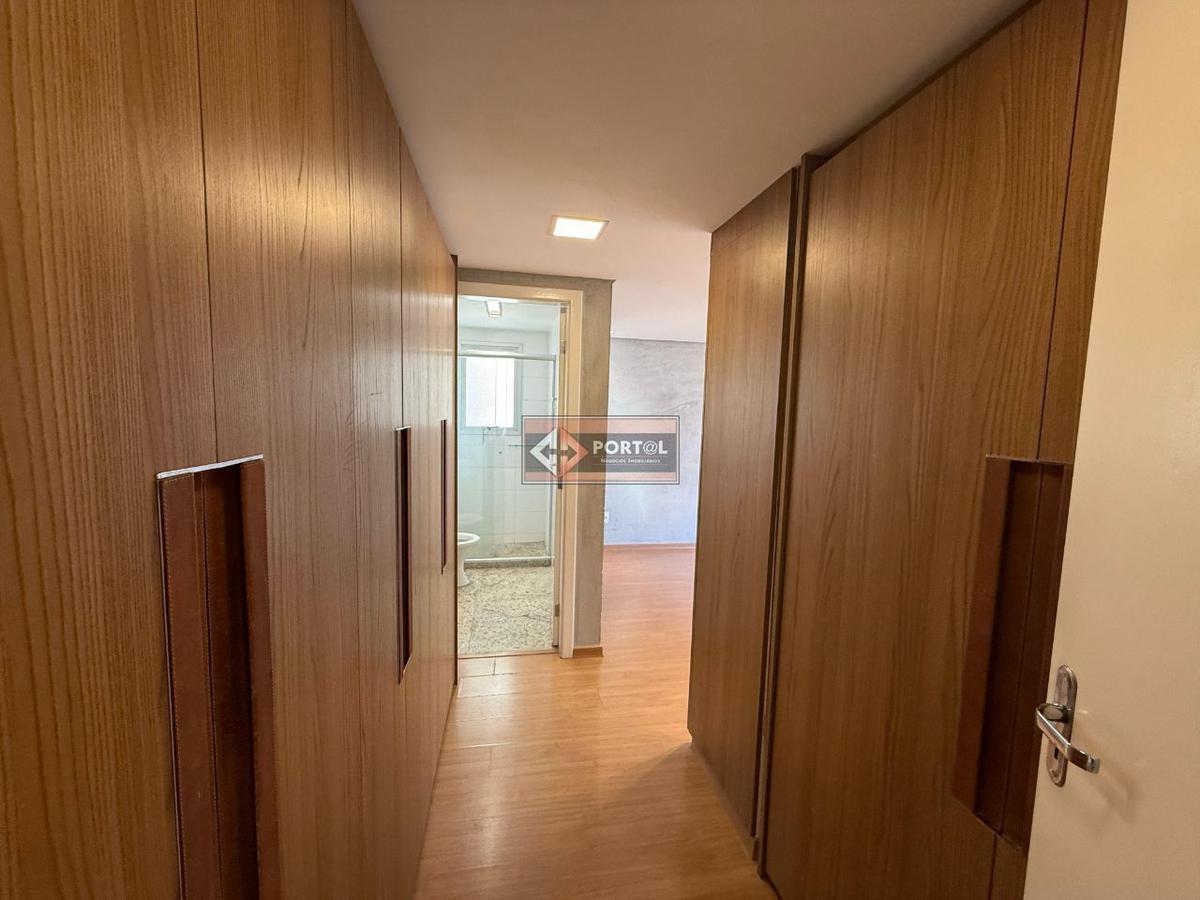 Apartamento, Castelo, 4 Quartos, 2 Vagas, 1 Suíte