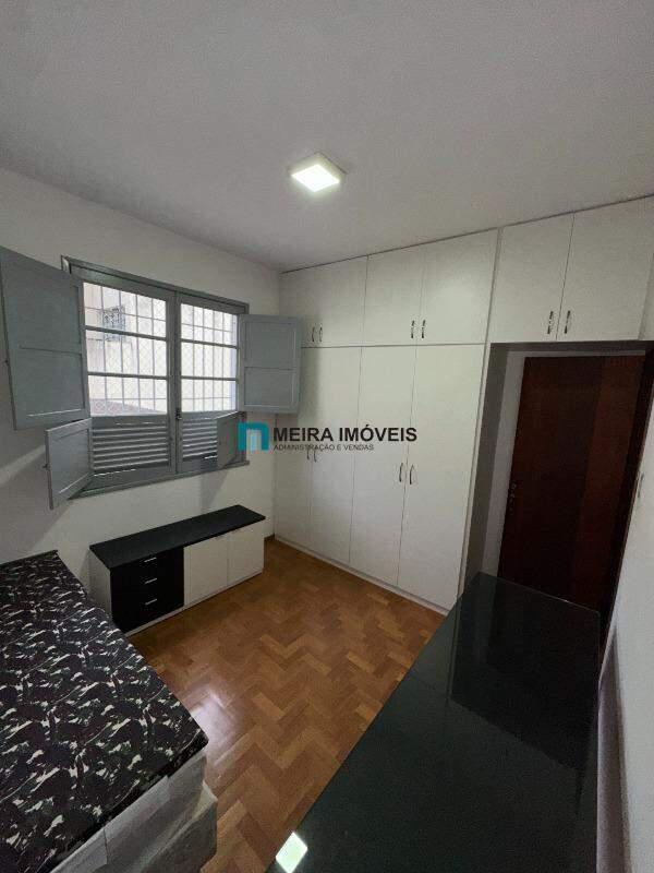 Apartamento, Funcionários, 2 Quartos, 0 Vaga